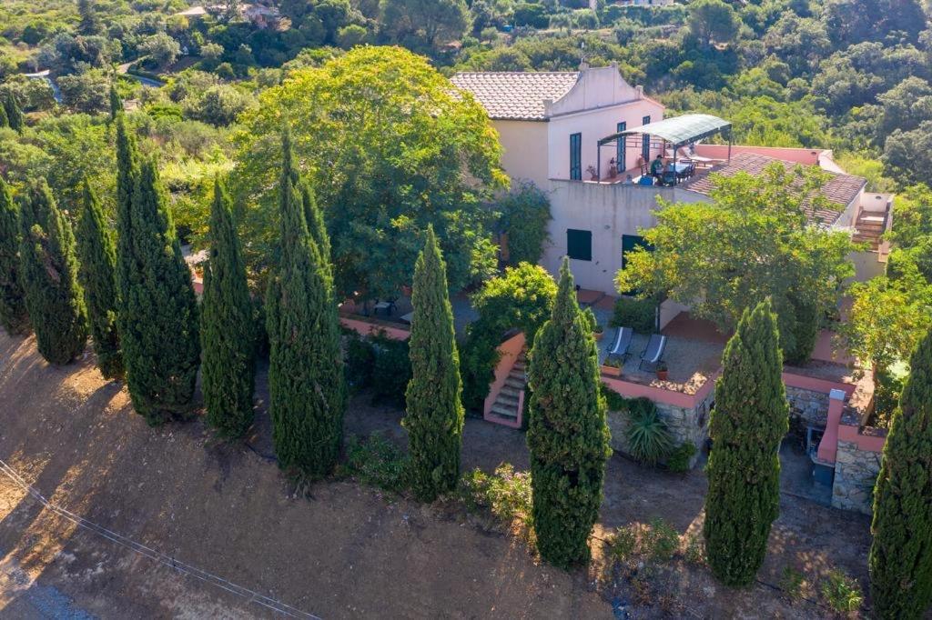 Casale Le Pitte Villa Porto Azzurro Ngoại thất bức ảnh
